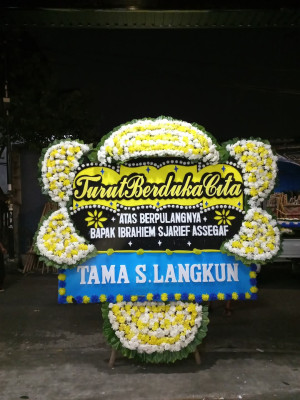 Papan Bunga Duka di Gupura